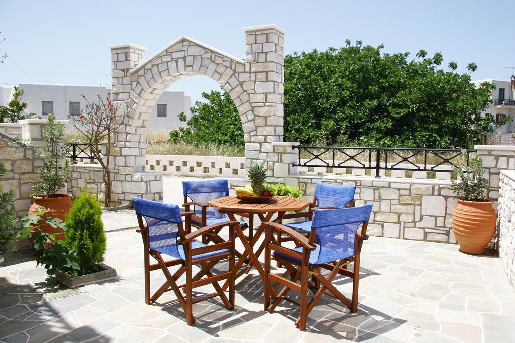 Anna Platanou Hotel Парос Номер фото
