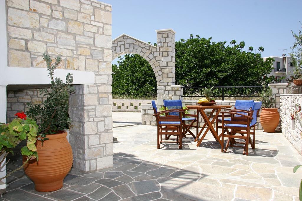 Anna Platanou Hotel Парос Экстерьер фото